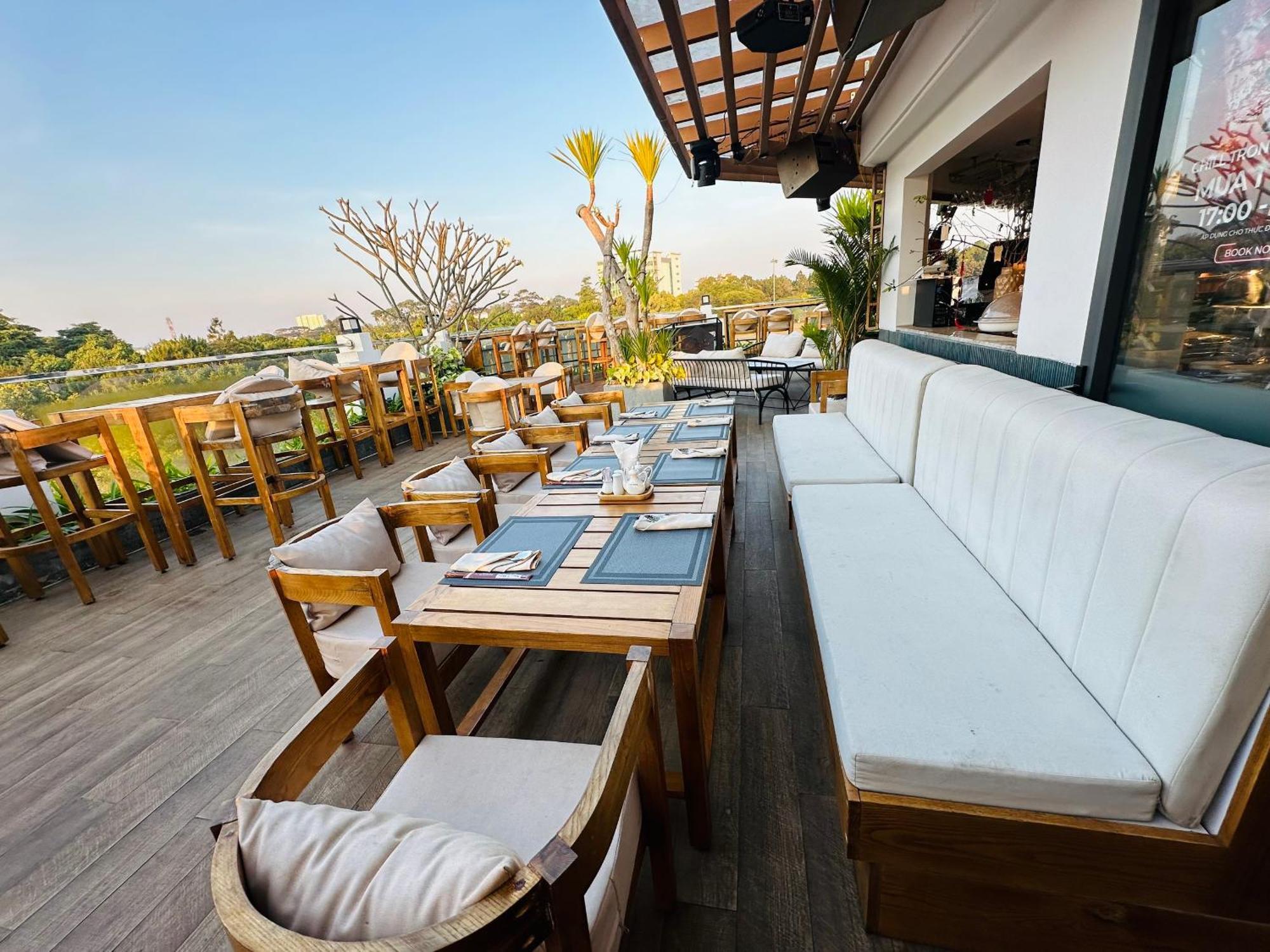 Ngon Avatar Hotel Pleiku Exterior photo